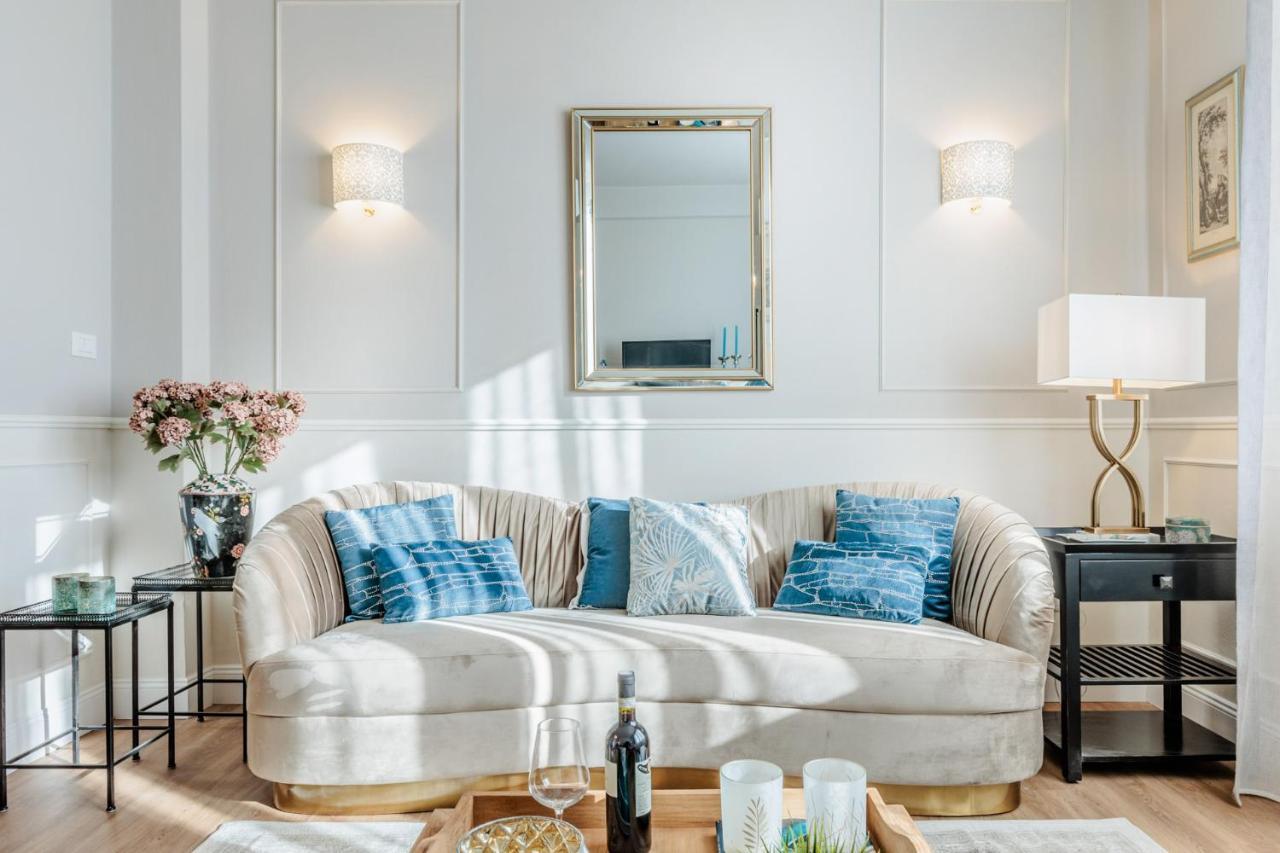 "Libeccio Apartment" Con Garage Privato Camaiore Bagian luar foto