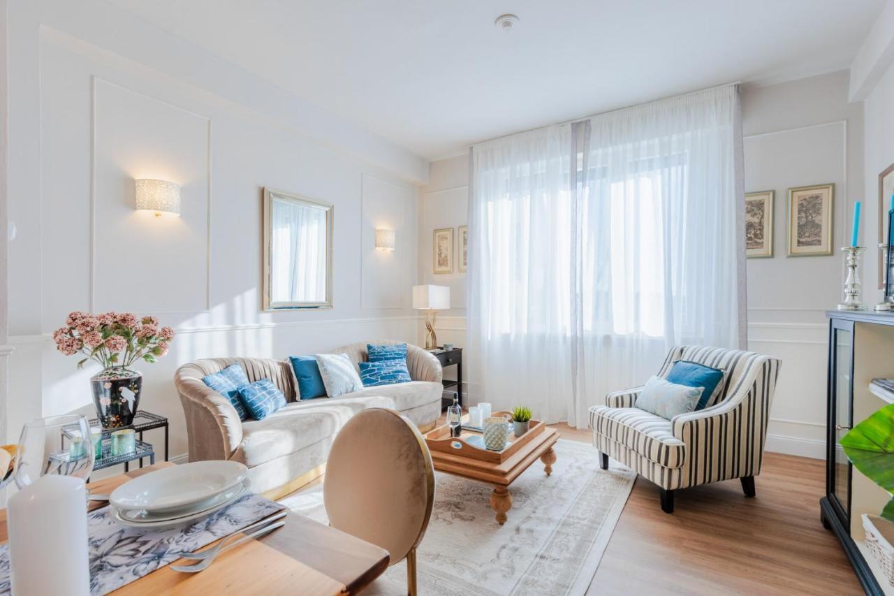 "Libeccio Apartment" Con Garage Privato Camaiore Bagian luar foto