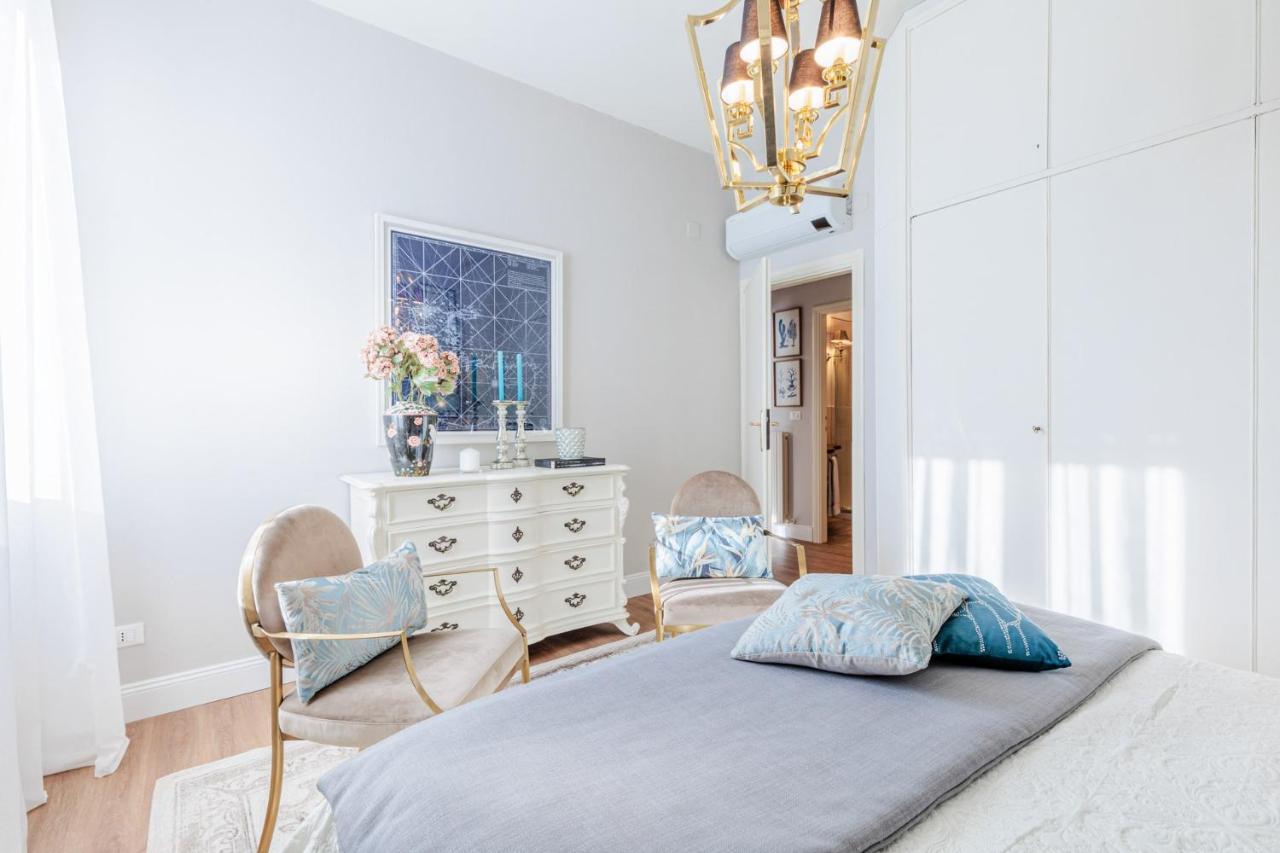 "Libeccio Apartment" Con Garage Privato Camaiore Bagian luar foto
