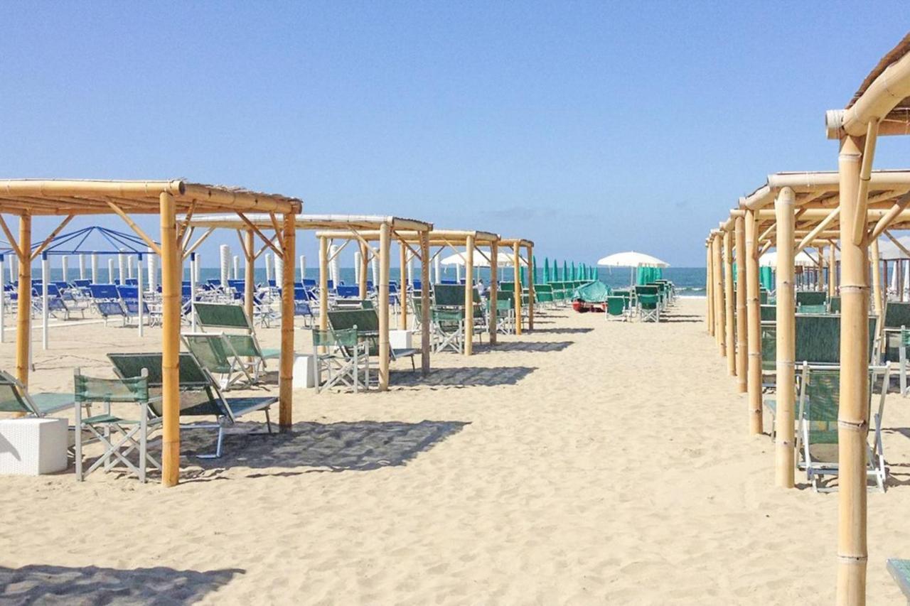 "Libeccio Apartment" Con Garage Privato Camaiore Bagian luar foto