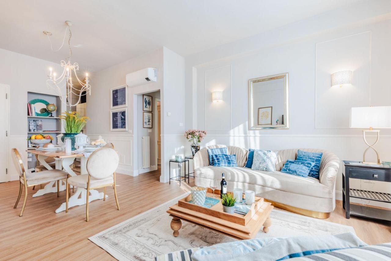 "Libeccio Apartment" Con Garage Privato Camaiore Bagian luar foto
